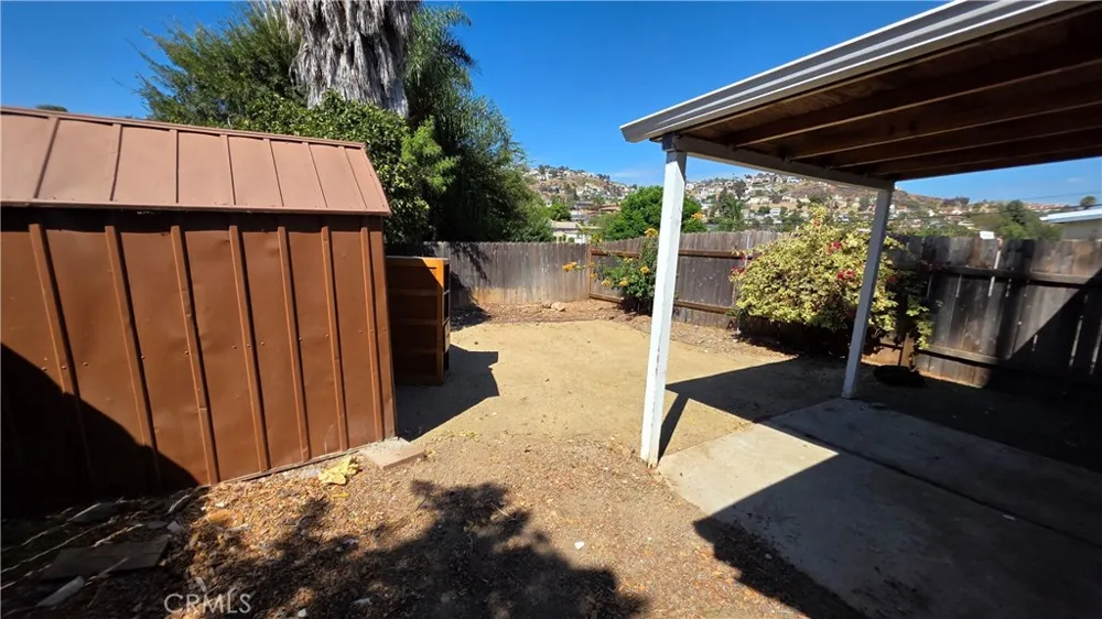 808 Maria Spring Valley, CA 91977