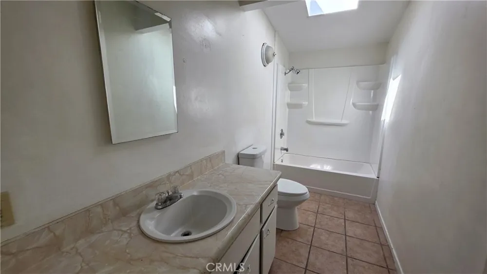 808 Maria Spring Valley, CA 91977