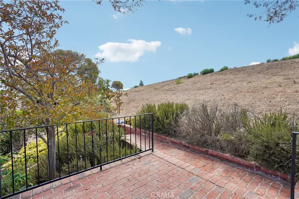 2424 Steed Court Lomita, CA 90717