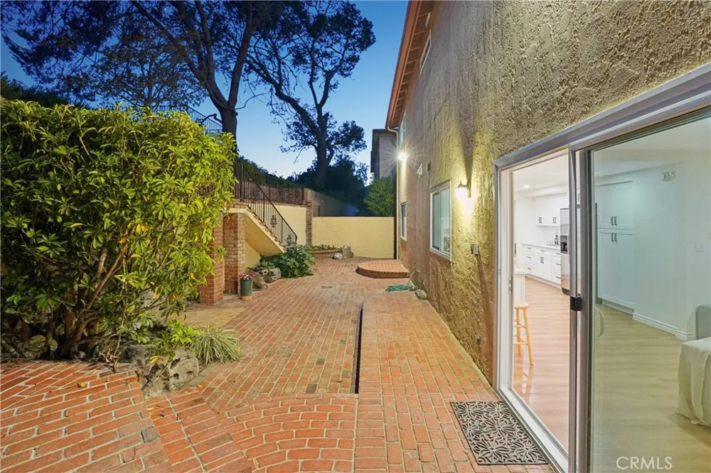 2424 Steed Court Lomita, CA 90717