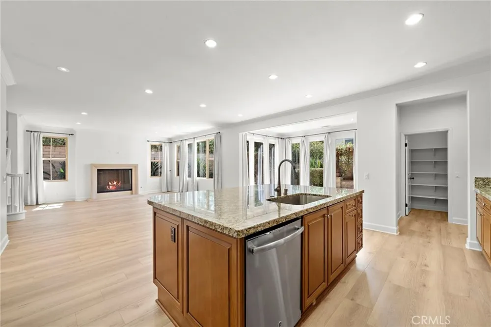 30 Tall Cedars Irvine, CA 92620