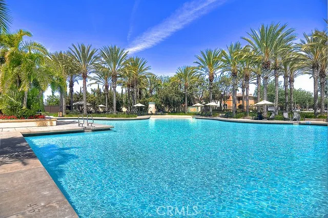 30 Tall Cedars Irvine, CA 92620