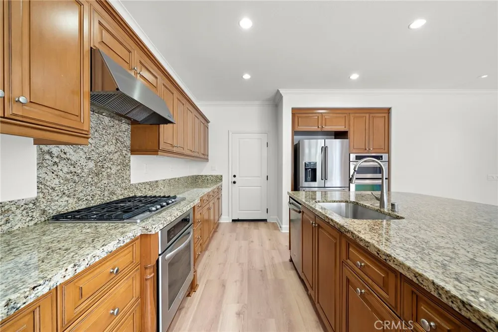 30 Tall Cedars Irvine, CA 92620