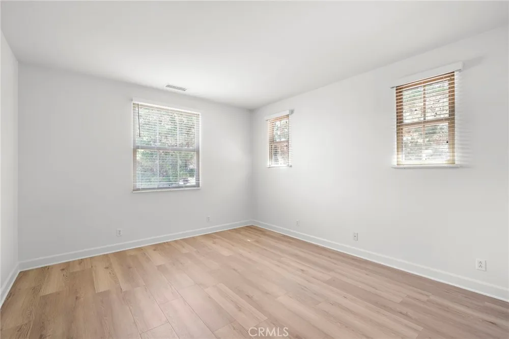 30 Tall Cedars Irvine, CA 92620