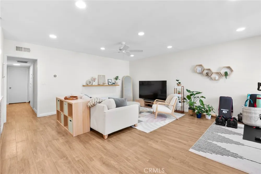 1200 W Huntington Drive #19 Arcadia, CA 91007