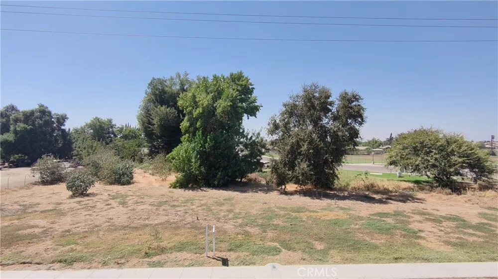 509 Farmersville Blvd Farmersville, CA 93223