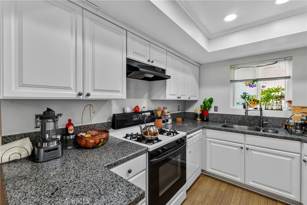 2112 E Vista #20 Vista, CA 92084
