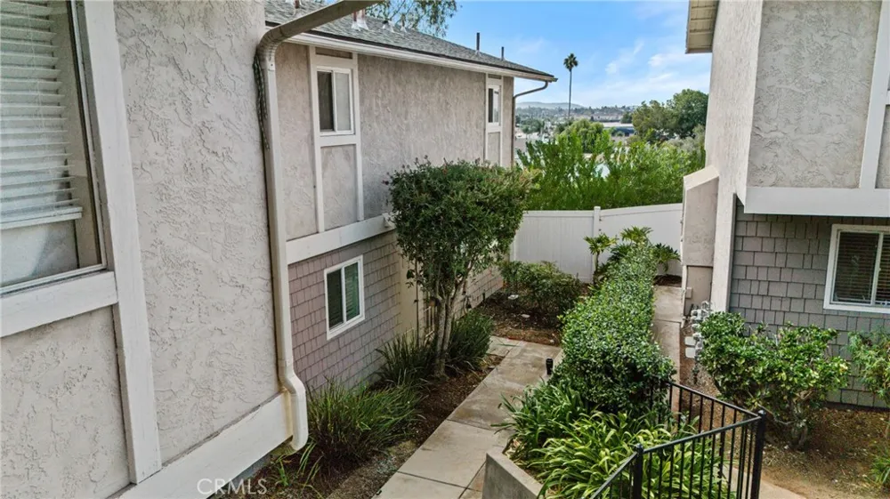 2112 E Vista #20 Vista, CA 92084