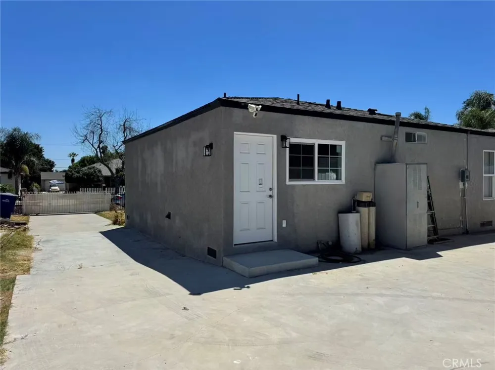 718 W Maitland Ontario, CA 91762