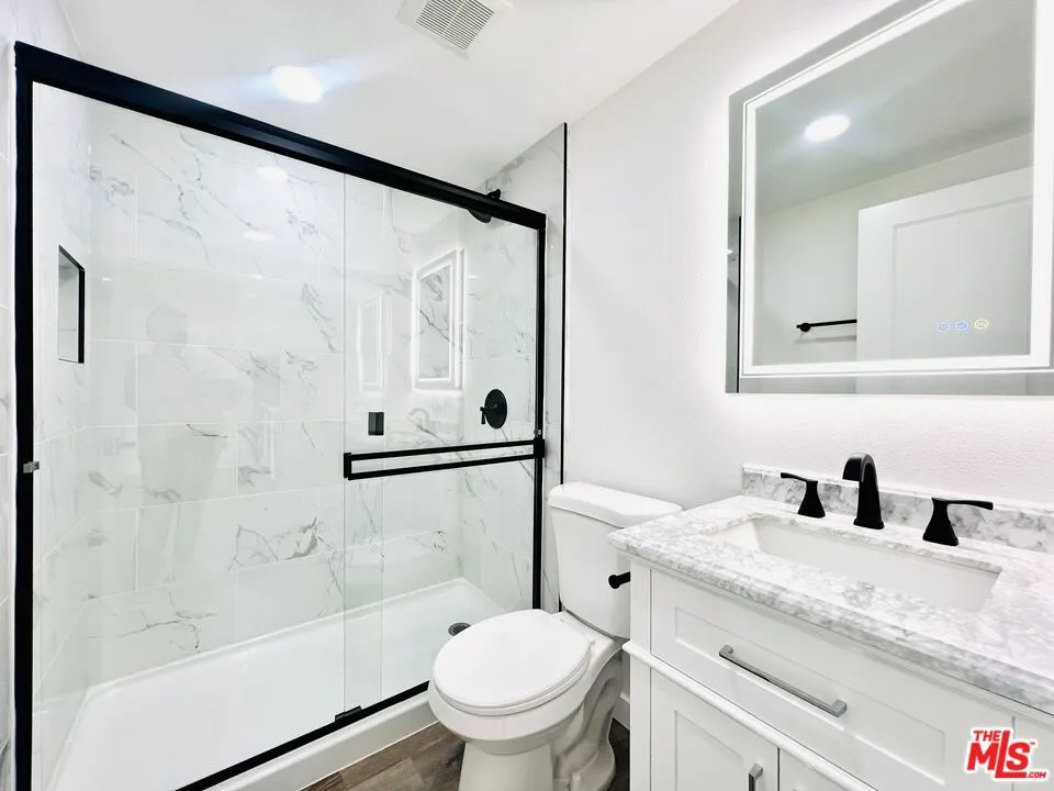 421 E Chevy Chase Drive #A Glendale, CA 91205