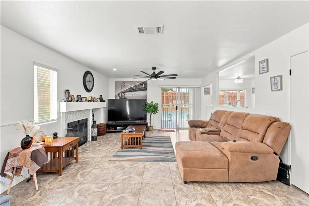 13010 Snowview Road Victorville, CA 92392