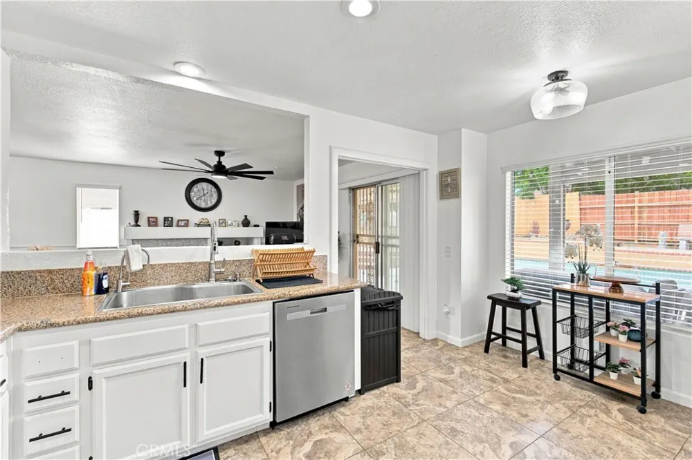13010 Snowview Road Victorville, CA 92392