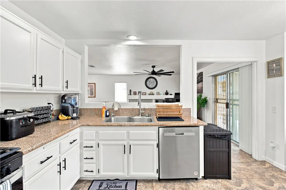 13010 Snowview Road Victorville, CA 92392