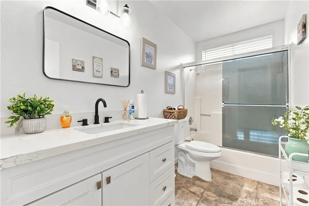 13010 Snowview Road Victorville, CA 92392