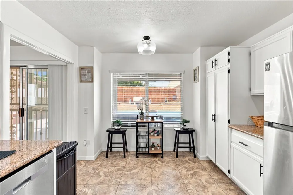 13010 Snowview Road Victorville, CA 92392
