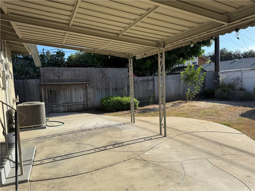 309 Russell Fullerton, CA 92833