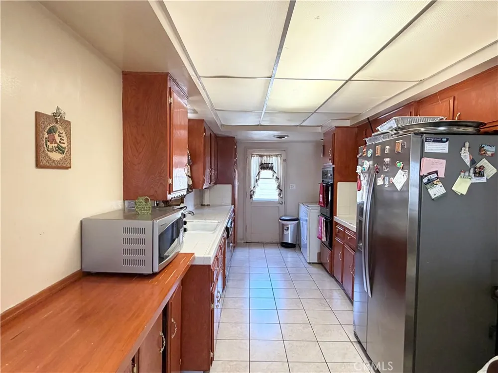 10166 Pounds Ave. Whittier, CA 90603