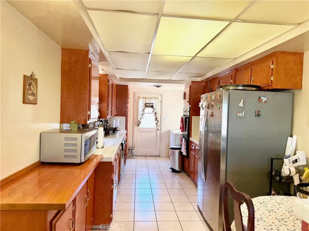 10166 Pounds Ave. Whittier, CA 90603