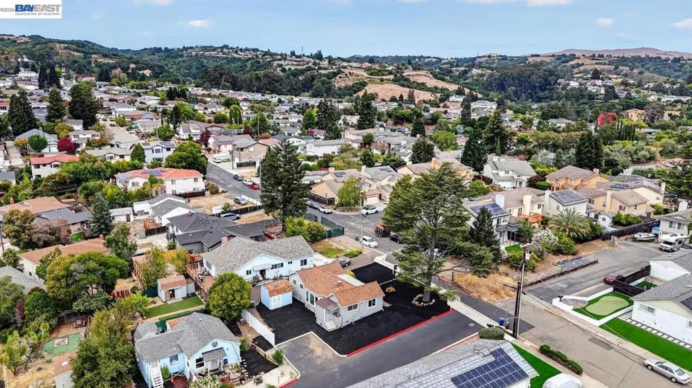 18473 Apricot Way Castro Valley, CA 94546