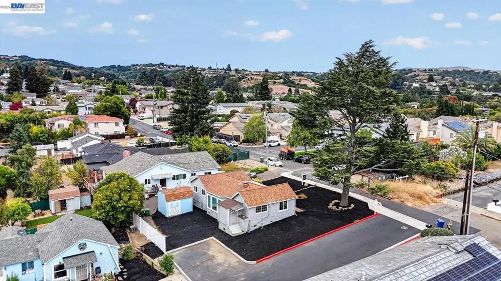 18473 Apricot Way Castro Valley, CA 94546