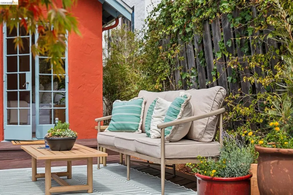 54 Colorado Ave Berkeley, CA 94707