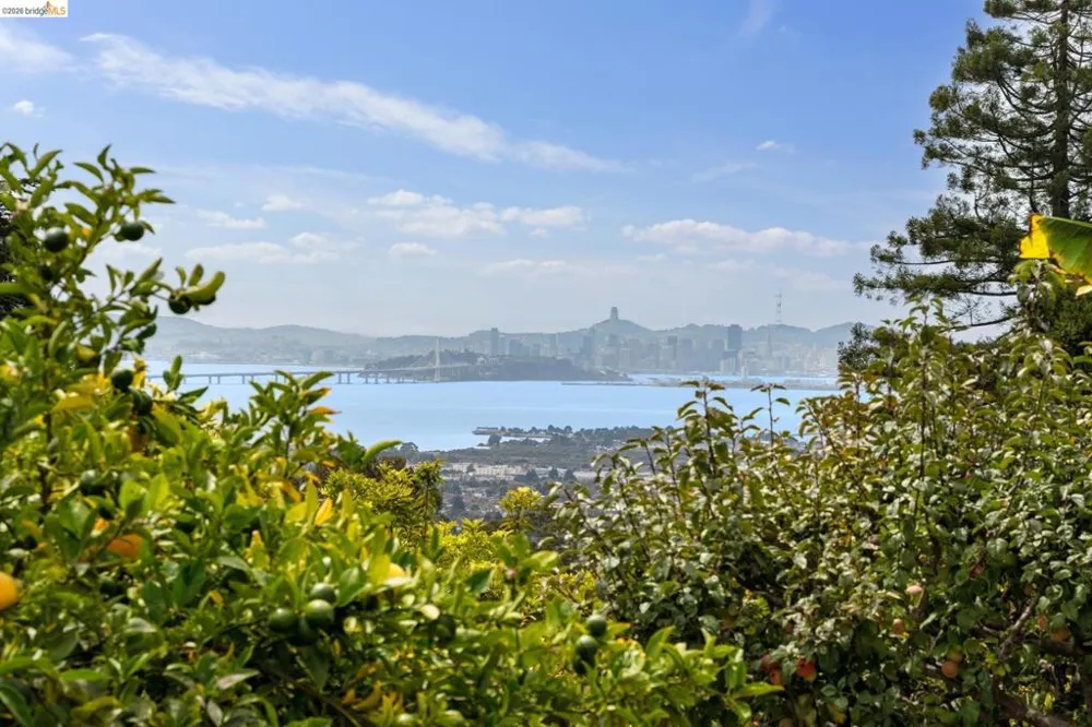 54 Colorado Ave Berkeley, CA 94707