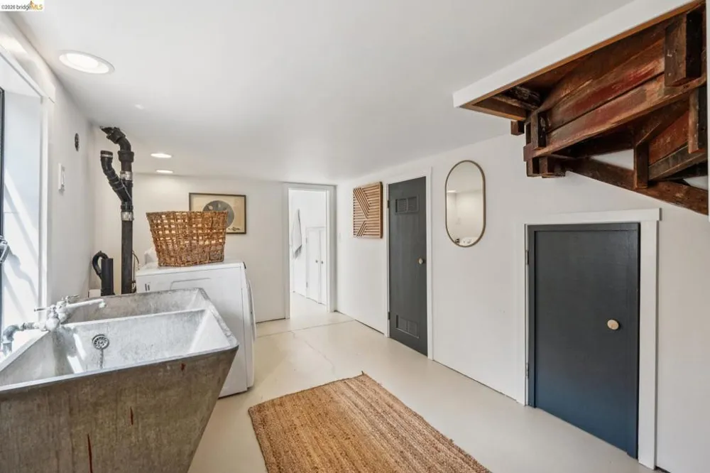 54 Colorado Ave Berkeley, CA 94707