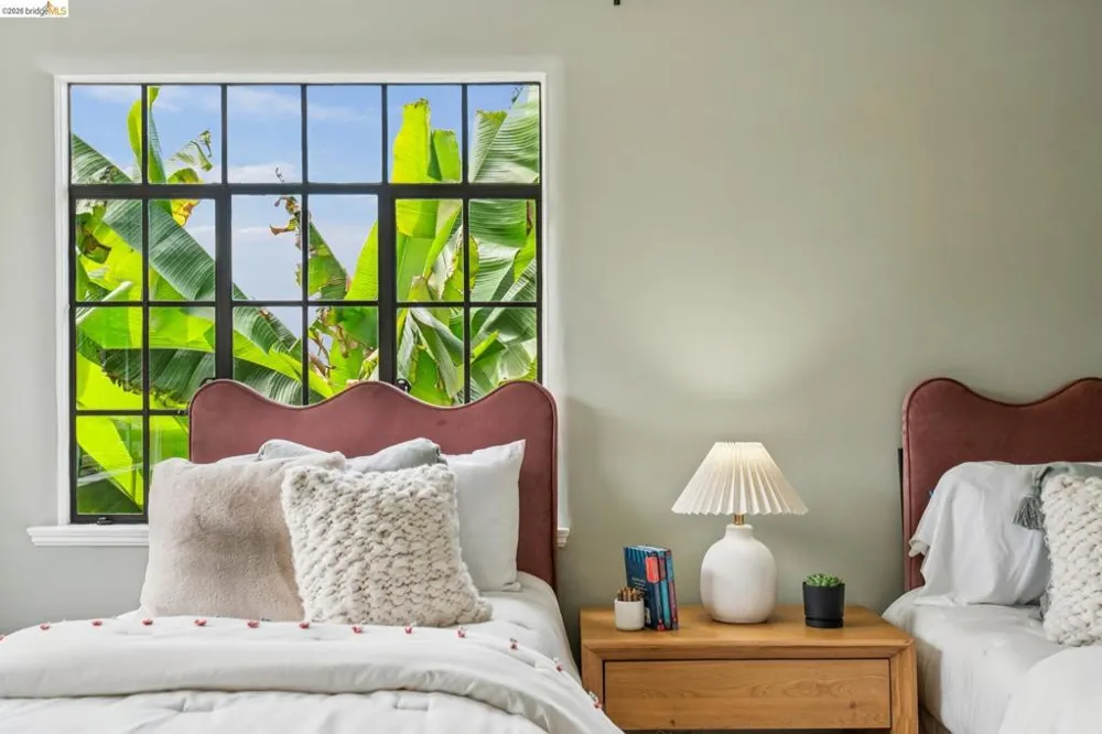 54 Colorado Ave Berkeley, CA 94707