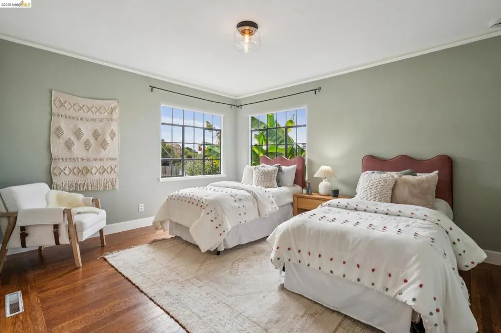 54 Colorado Ave Berkeley, CA 94707