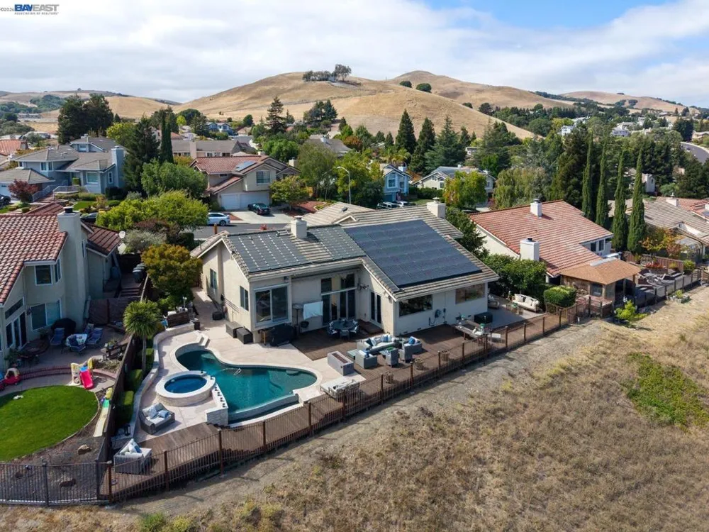 8115 Brittany Dr Dublin, CA 94568