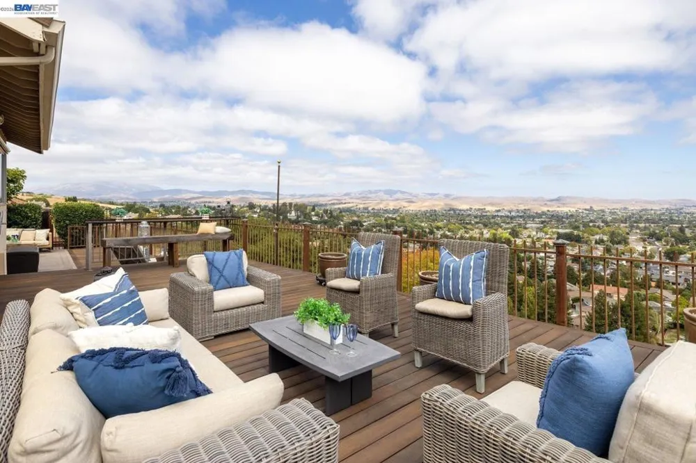 8115 Brittany Dr Dublin, CA 94568