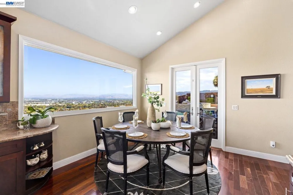 8115 Brittany Dr Dublin, CA 94568