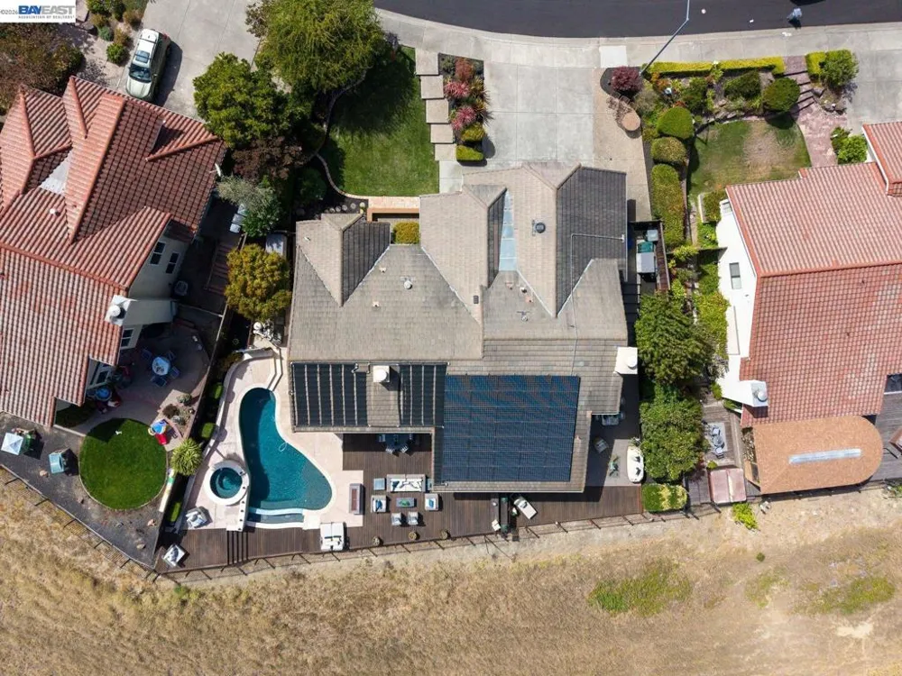 8115 Brittany Dr Dublin, CA 94568