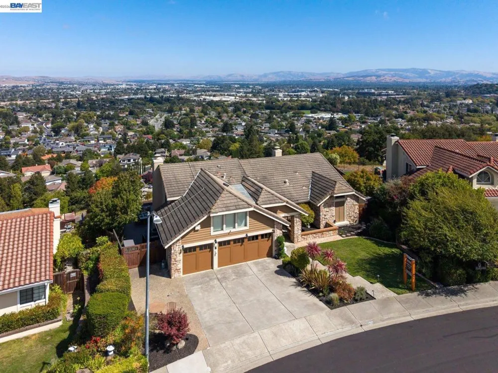 8115 Brittany Dr Dublin, CA 94568