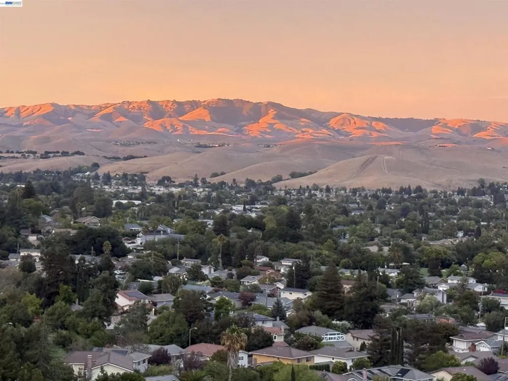 8115 Brittany Dr Dublin, CA 94568