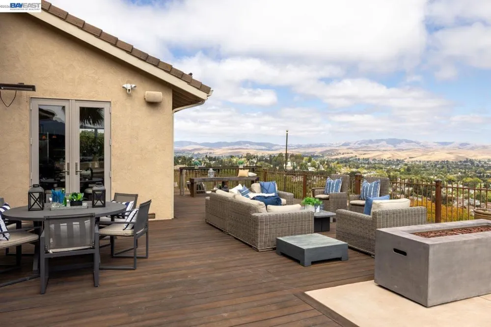 8115 Brittany Dr Dublin, CA 94568