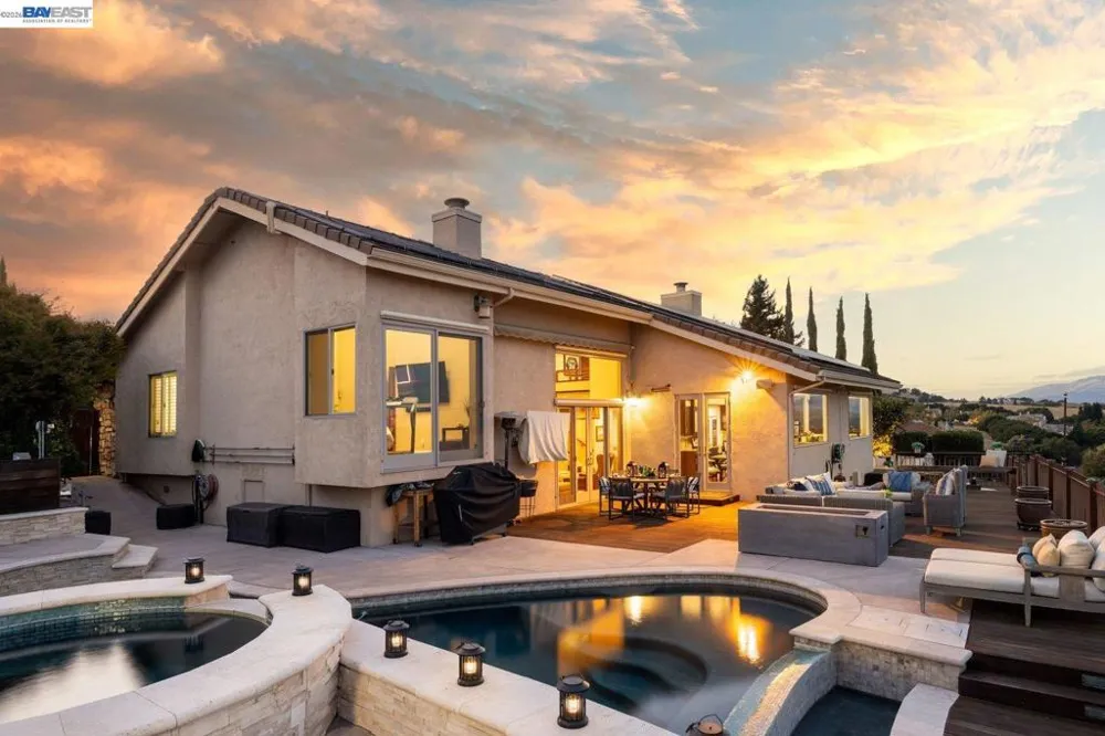 8115 Brittany Dr Dublin, CA 94568