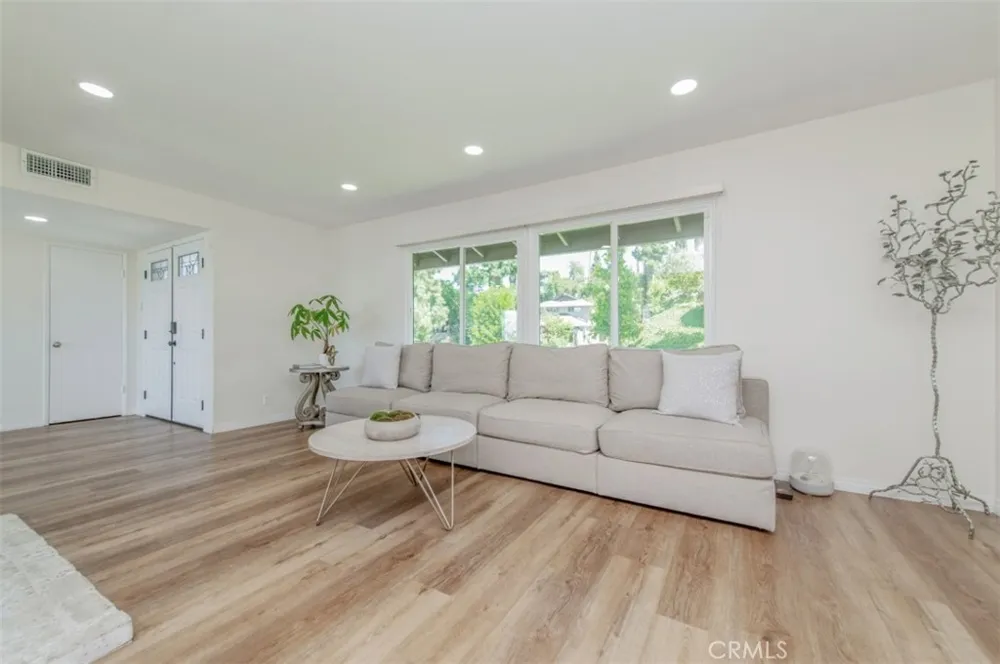 2153 Punta Del Este Drive Hacienda Heights, CA 91745