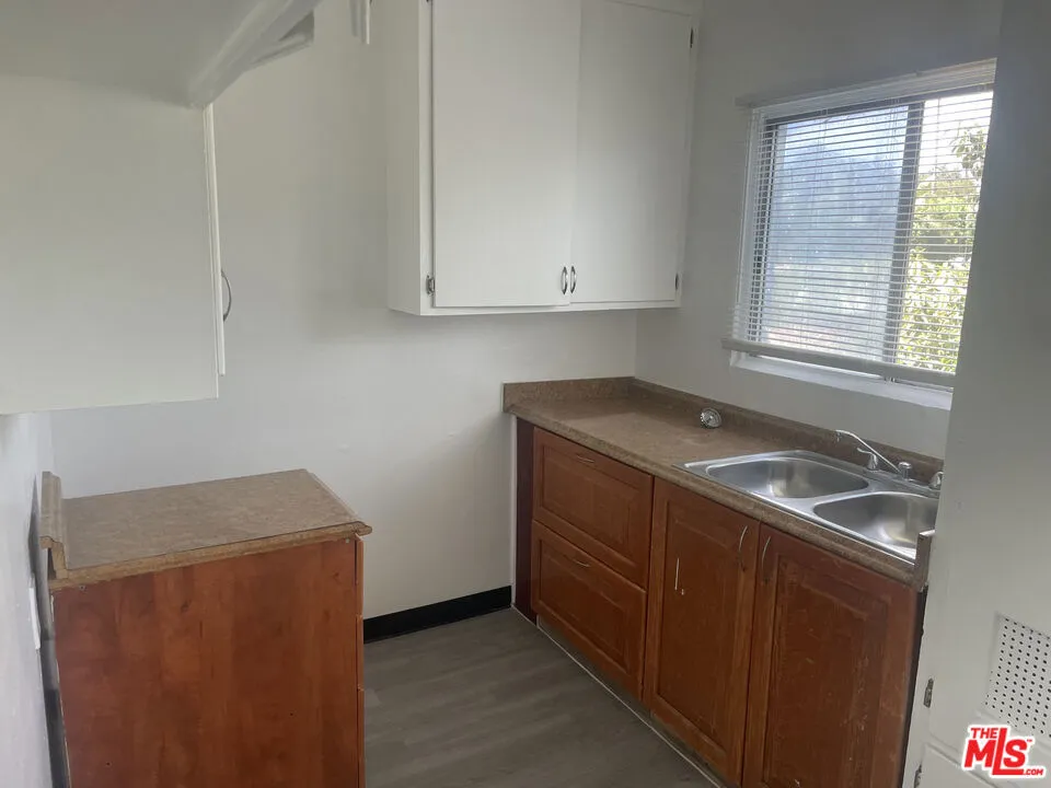 849 Garfield Avenue Pasadena, CA 91104