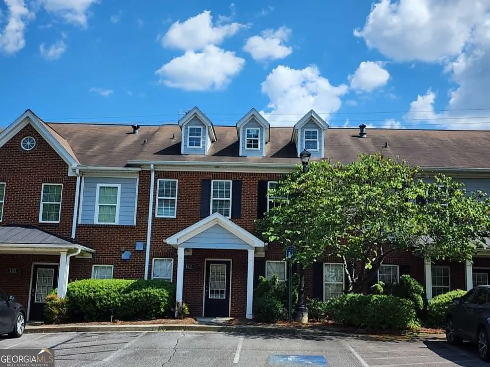 142 Prospect PL Alpharetta, GA 30005