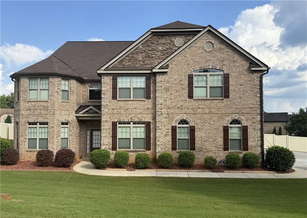 105 Way Point Drive Stockbridge, GA 30281