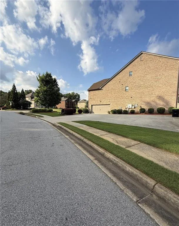 105 Way Point Drive Stockbridge, GA 30281