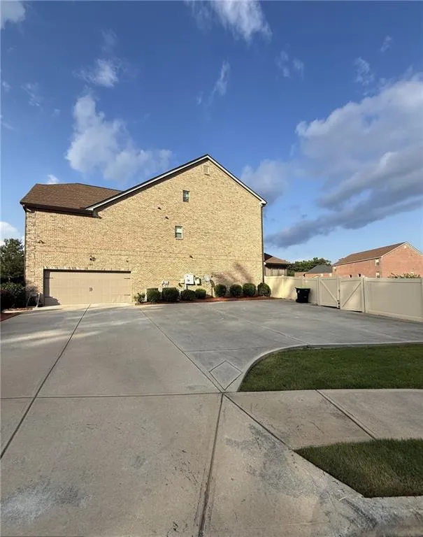 105 Way Point Drive Stockbridge, GA 30281