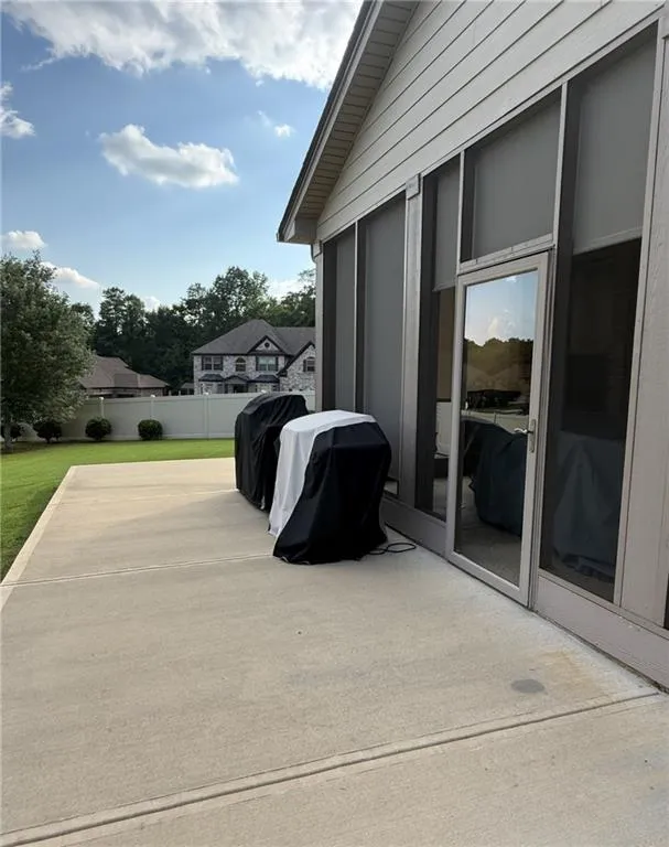 105 Way Point Drive Stockbridge, GA 30281