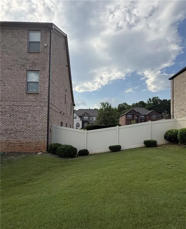 105 Way Point Drive Stockbridge, GA 30281