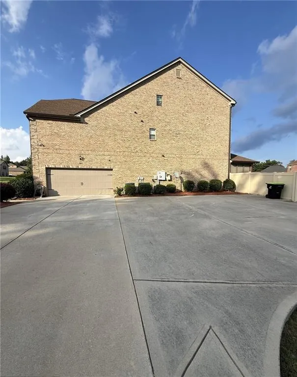 105 Way Point Drive Stockbridge, GA 30281