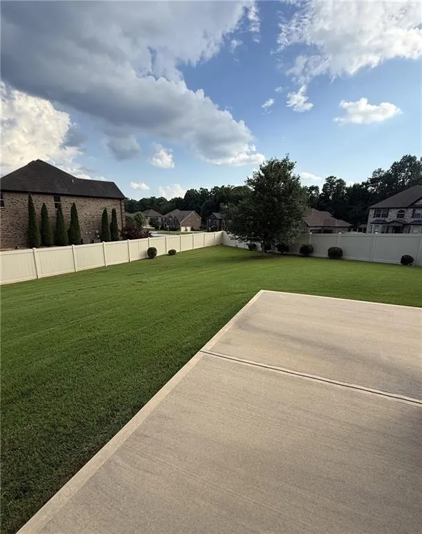 105 Way Point Drive Stockbridge, GA 30281