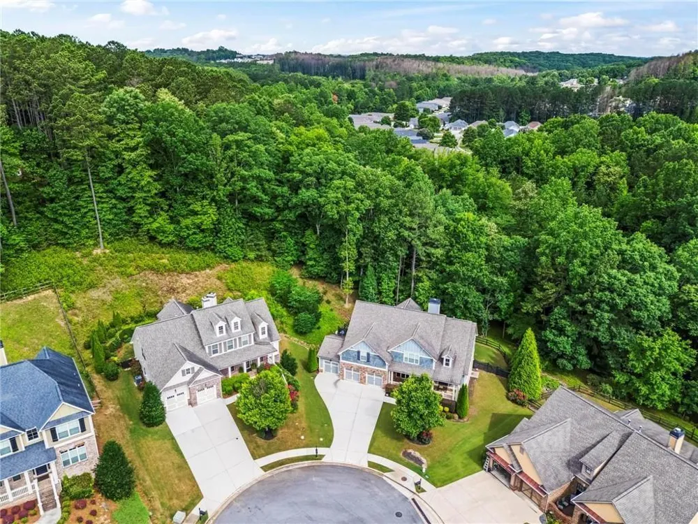 183 Lullwater Lane Dallas, GA 30132