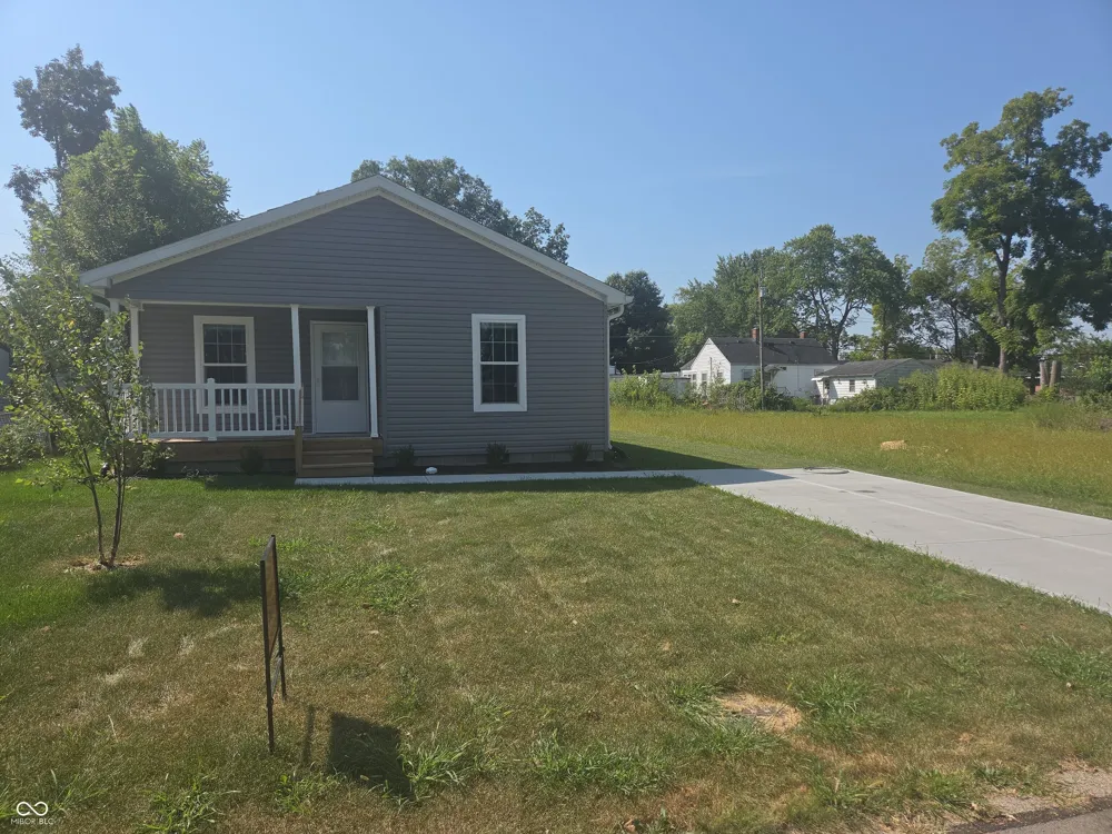 2219 Fowler Anderson, IN 46012