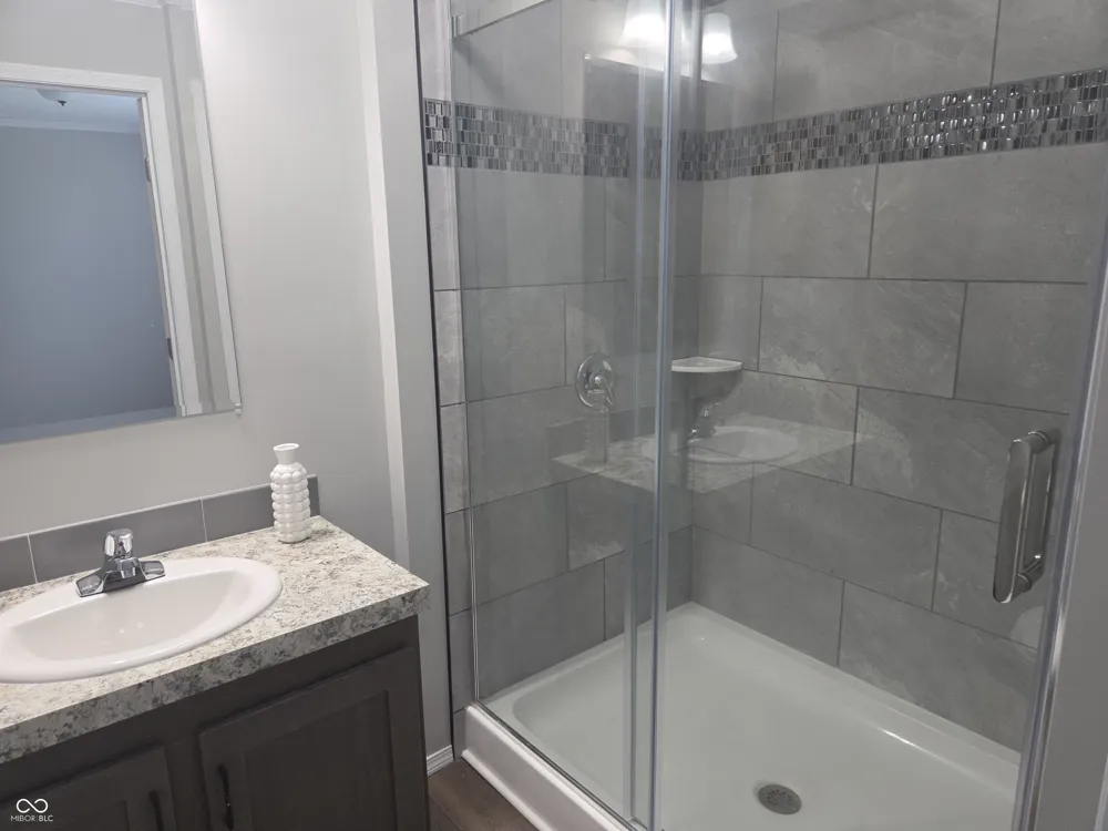 2219 Fowler Anderson, IN 46012